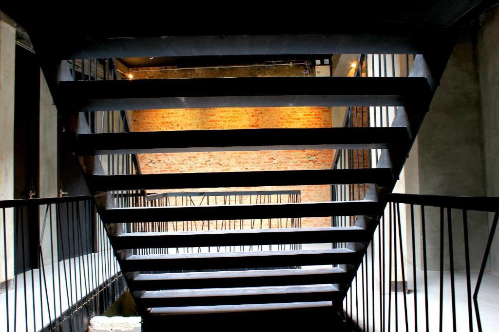 Thrive The Hostel : Patpong By The Belle Bangkok Exterior foto
