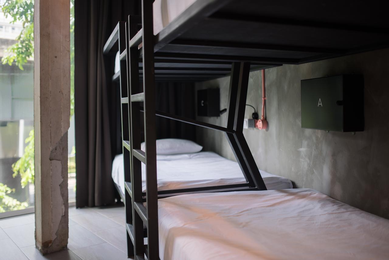 Thrive The Hostel : Patpong By The Belle Bangkok Exterior foto